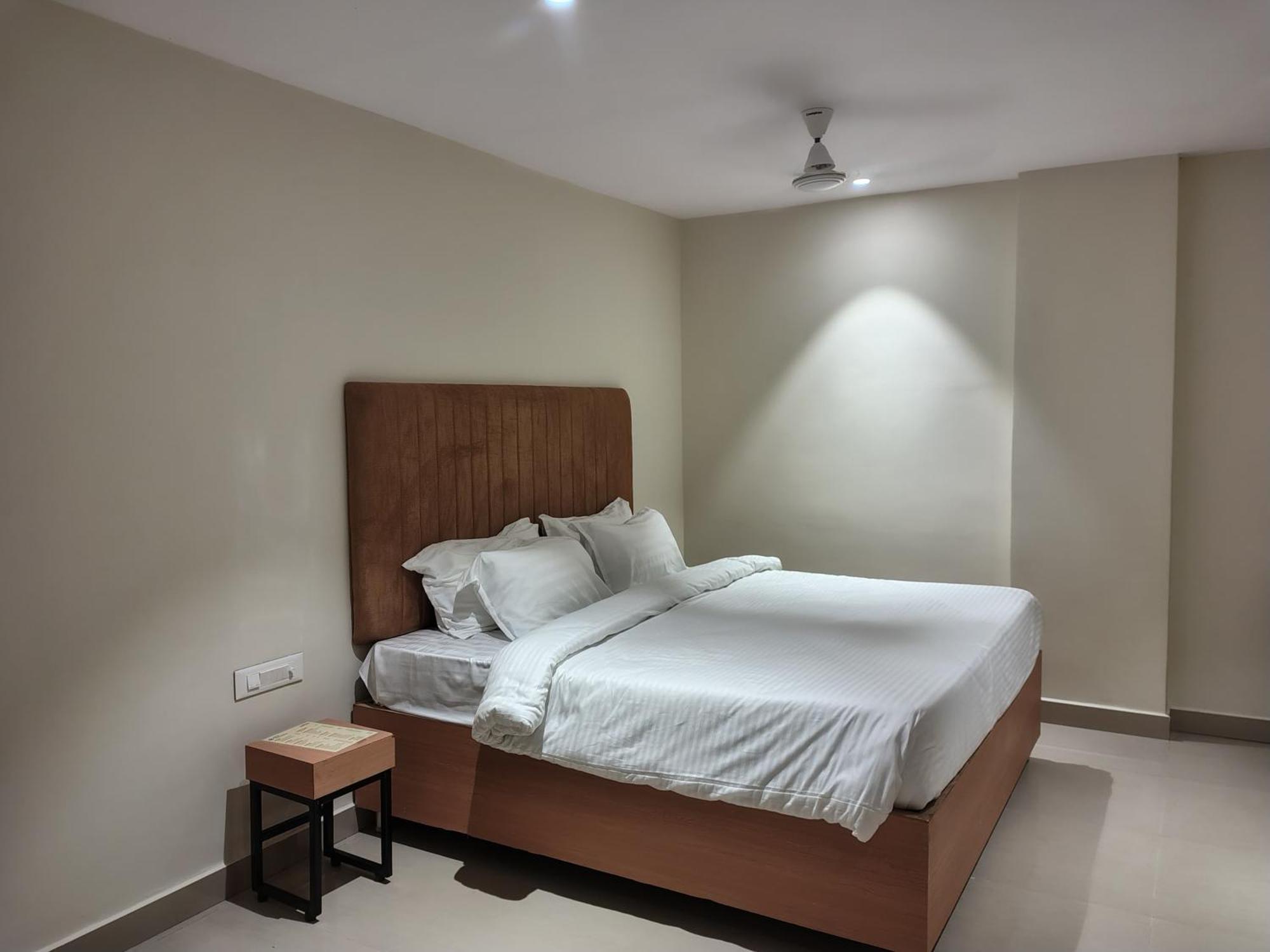 Hotel Blueearth Vizianagaram Exterior foto